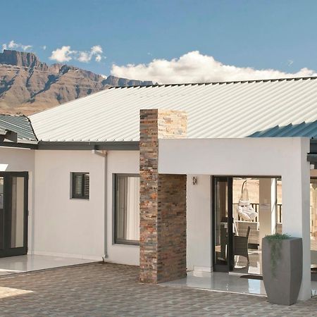 Apartamento Eleven On Tumbleweed, Cathkin Estates Champagne Valley Exterior foto