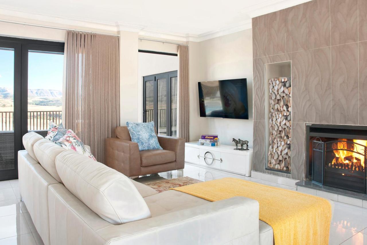 Apartamento Eleven On Tumbleweed, Cathkin Estates Champagne Valley Exterior foto